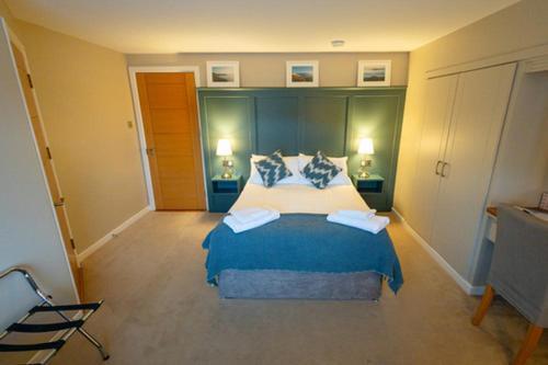 Summerfield Lodge B&B Йол Экстерьер фото